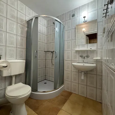 Goscinne Standard Albergue Jastrzębia Góra