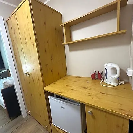 Goscinne Standard