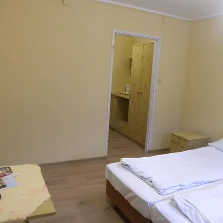 Goscinne Standard * Jastrzębia Góra