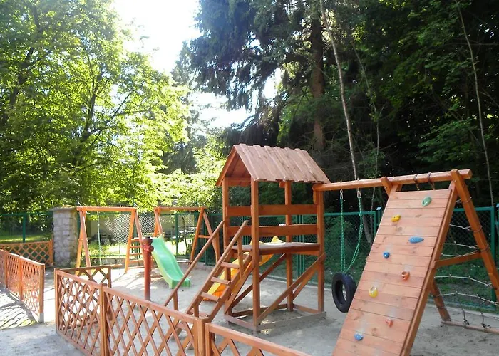 Goscinne Standard Хостел Ястшембя-Гура